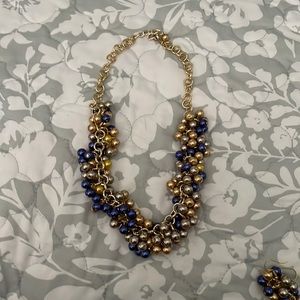 Beautiful bi color necklace